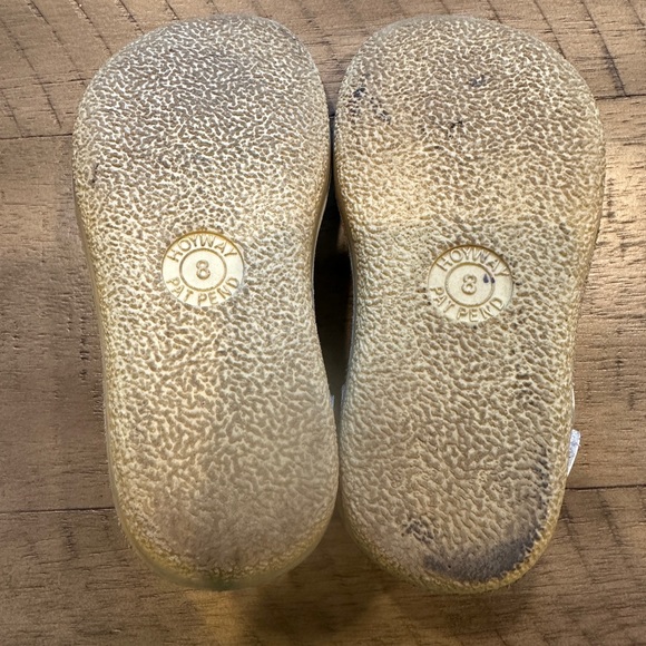 Salt water sandals. Size 8. - Picture 3 of 3